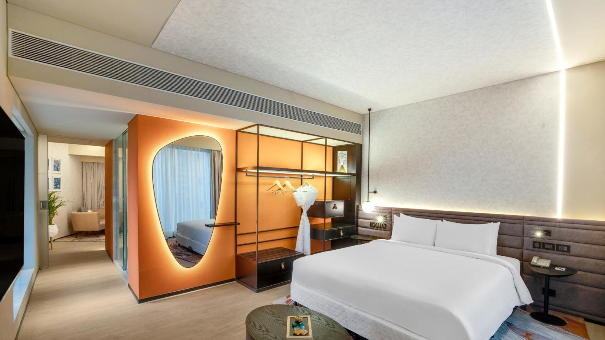 Novotel Viman Nagar Road 5* Pune